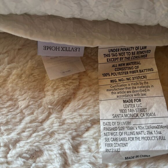 Levtex Home King Quilt Set - Picture 4 of 4
